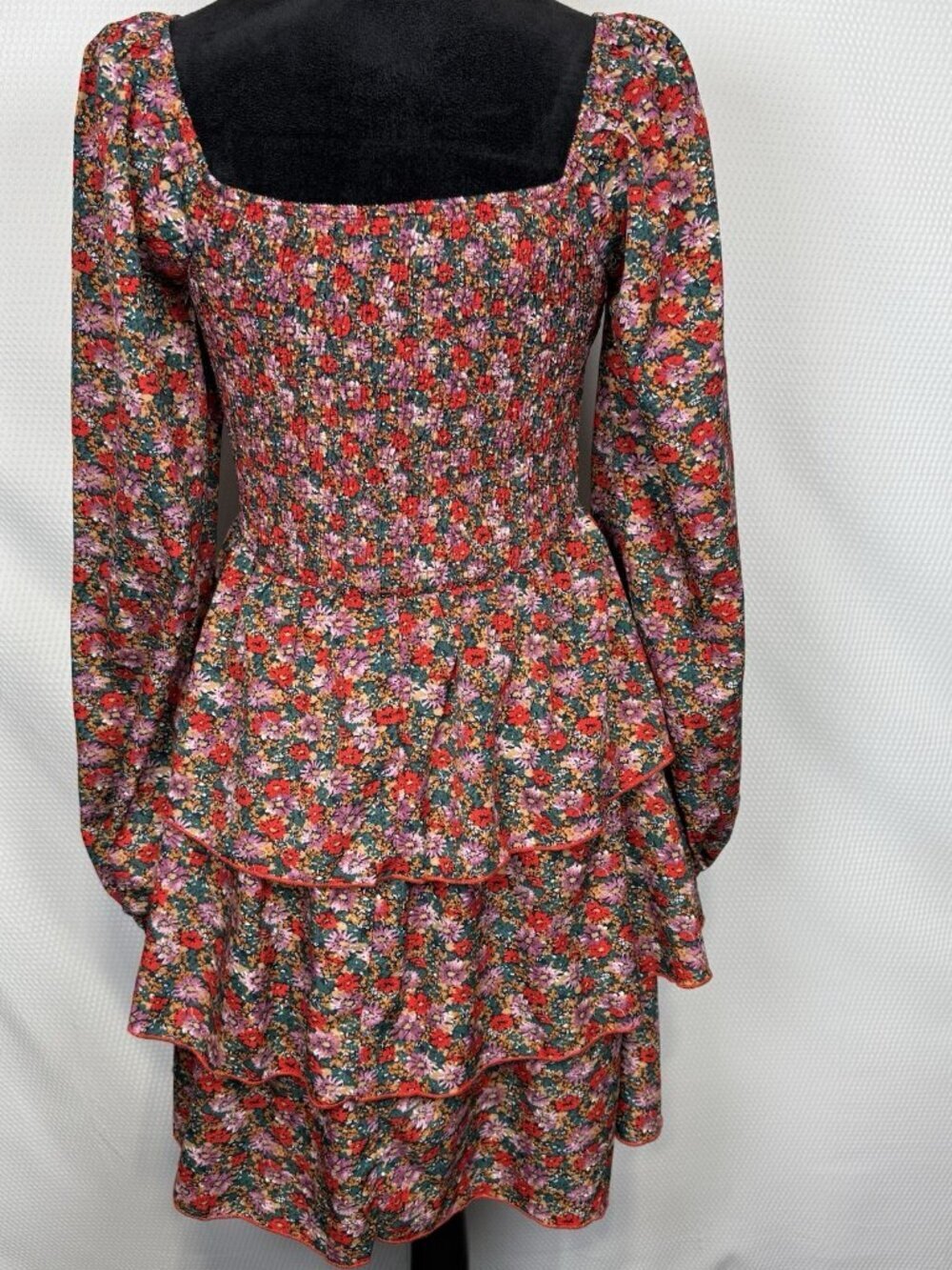 Floral Square Neck Smocked Dress 3 Ruffled Tiers SMALL, Red Lavender NWOT BTFBM - Picture 3 of 14